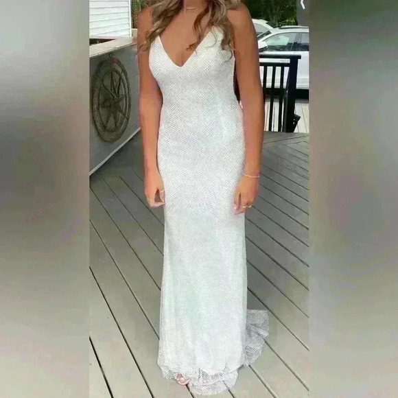 Jovani 08139 prom dress WHITE size 10!! very rare! Hard to find!!
No alterations - Picture 4 of 11